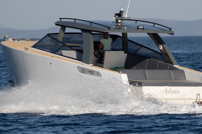Colnago 45 - Luxury Private Speedboat Tours - Stiniva Cove and Its Narrow Coastal Setting