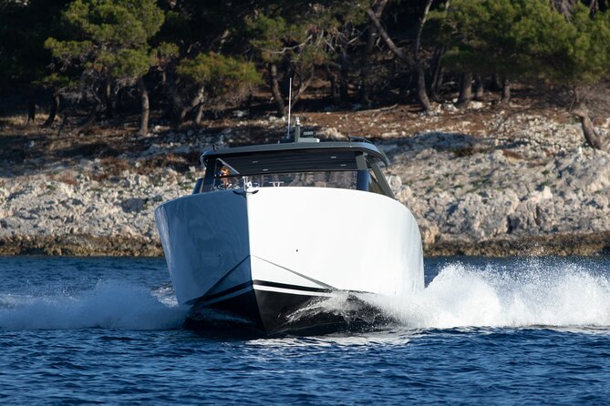 Colnago 45 - Luxury Private Speedboat Tours - Two Hours of Beach Hopping Around Vis