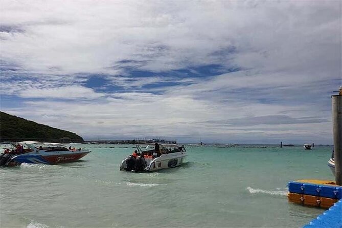 Coral Island speed boa-Parasailing and others activities choice - Thai lunch between the active hours