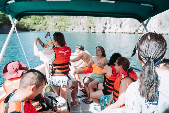 Coron Island Hopping Tour: via Private Speedboat - Why a private boat changes the Coron day