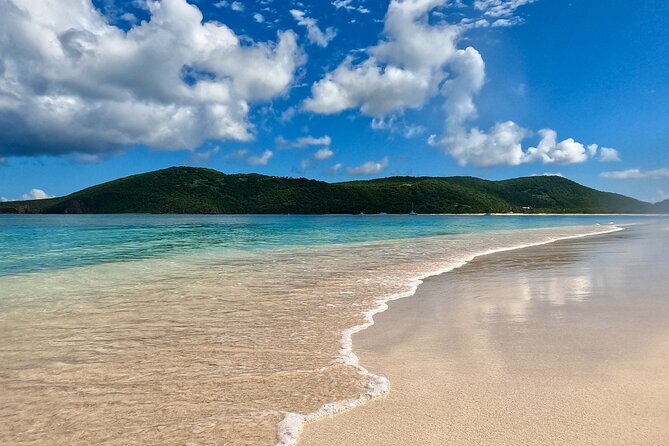 Culebra Power Boat Snorkeling & Beach Tour All Inclusive - What the all-inclusive lunch really covers