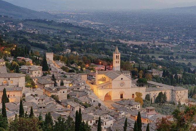 Day Trip: Speedboat Tour Of Lake Trasimeno With Lunch + Assisi Private Tour - Who will enjoy this experience most