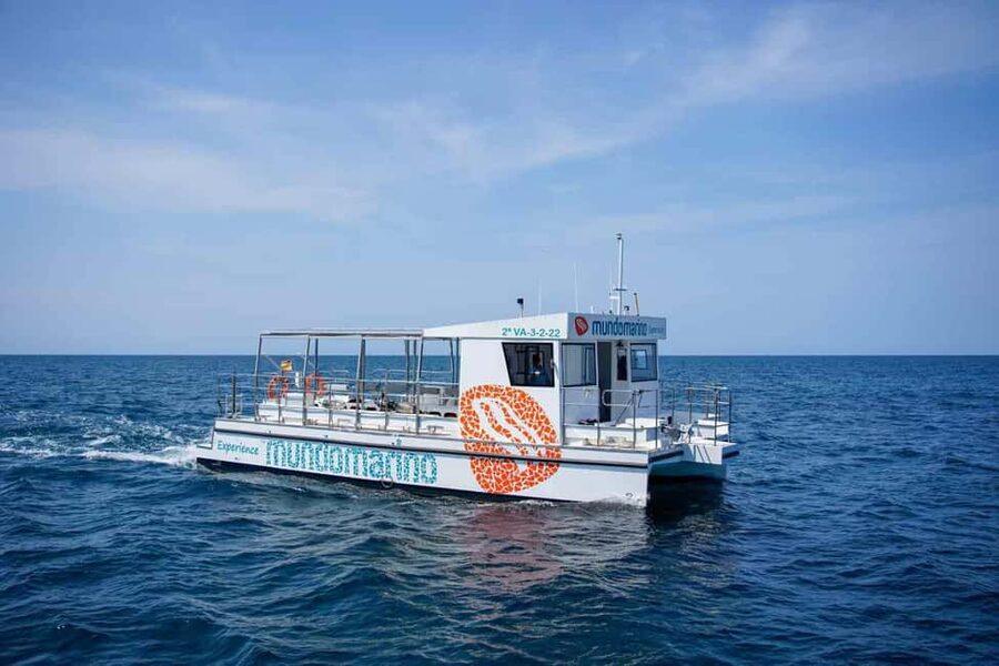 Dénia: Sunset Cruise on a Motor Boat - Cava and Chill-Out Music, Not a Full Meal