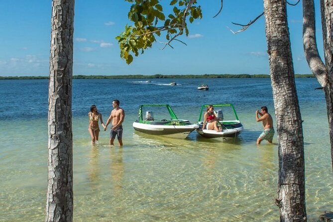 Drive an Speedboat at full speed at Cancun's Lagoon & Snorkeling - What the speedboat portion feels like