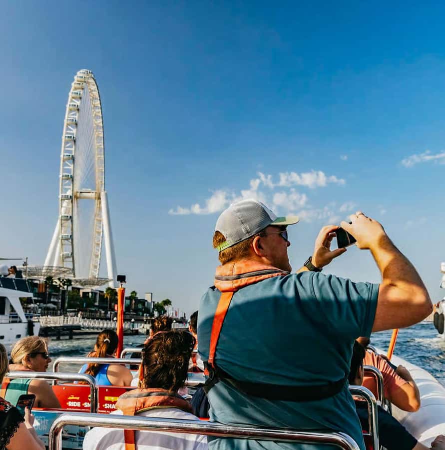 Dubai: Marina, Atlantis, Palm & Burj Al Arab Speedboat Tour - Jumeirah Beach and the open-water rush