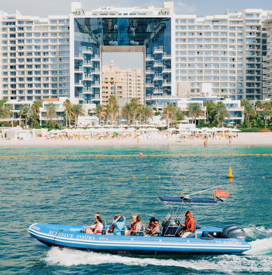 Dubai: Marina, Atlantis, Palm & Burj Al Arab Speedboat Tour - What the $25 price really buys you