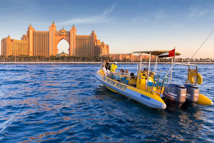 Dubai Marina: Guided Sightseeing Tour by Speedboat - Key points to know before you book