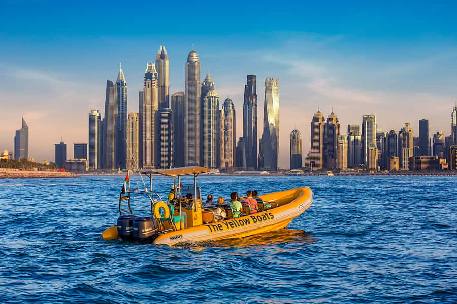 Dubai Marina: Guided Sightseeing Tour by Speedboat - Picking between 30, 75, and 99 minutes