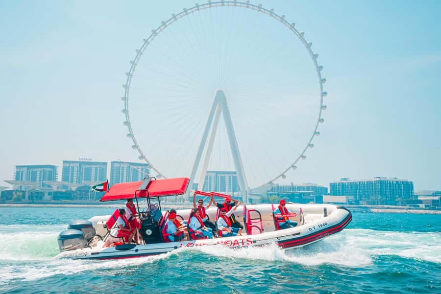 Dubai: Sightseeing Speedboat Tour with Live Tour Guide - The Palm and Atlantis photo stop