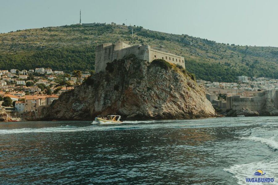 Dubrovnik: Blue Cave Afternoon Speedboat Tour with Drinks - Two hours at sandy Sunj Beach
