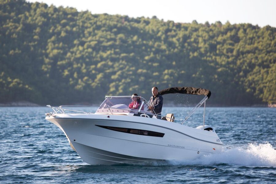 Dubrovnik: Elafiti Island Private Speedboat Tour - Smokovaca Bay, the Blue Lagoon, and the open-water stops