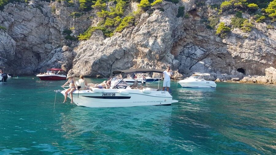 Dubrovnik: Elafiti Island Private Speedboat Tour - Practical details that affect your day