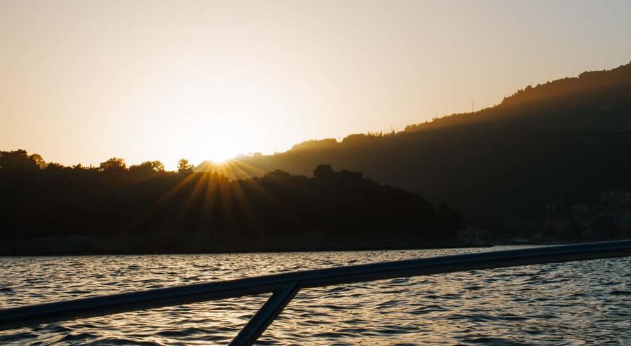 Dubrovnik:Elaphiti Islands and caves Private Speedboat Tour - Šunj Beach and the appeal of sandy shore