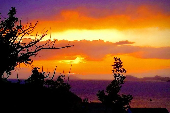 Dubrovnik: Golden Hour Sunset Cruise with Drinks - Drinks, food, and what to bring