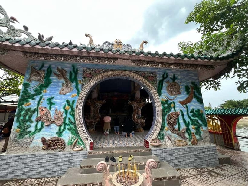 Enjoy Dragon Floating Temple Tour Vip & Premium Speed Boat - Thanh Da Island and the River Between Stops