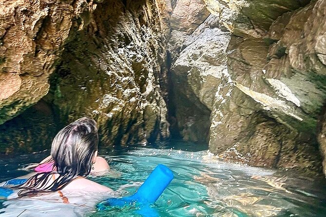 Explore Blue & Green Caves With Speedboat - Private Tour - Betina Cave and the return toward Dubrovnik