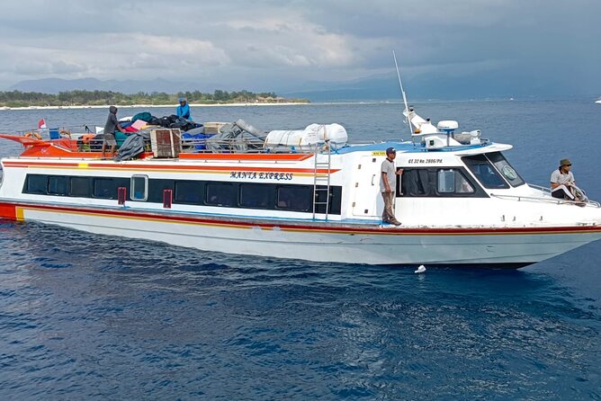 Fast Boat Transfer Bali to Gili & Lombok + Private Hotel Pick-up - Checking in at Padang Bai