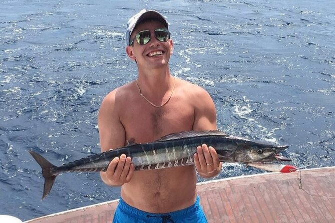 Fishing and Snorkelling by Speedboat Tour - Hurghada - Drinks, fruit, and the food question