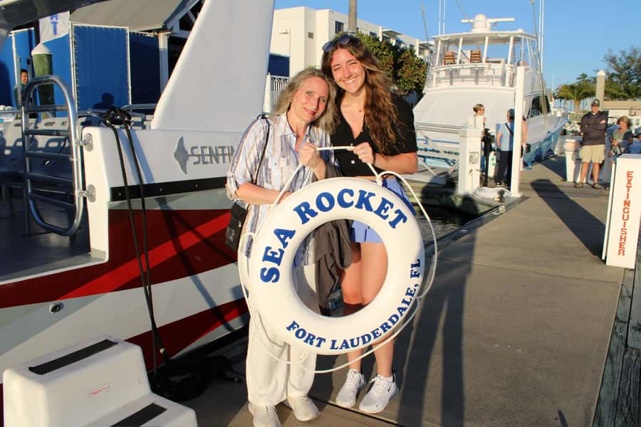 Fort Lauderdale: Sea Rocket Ocean Speed Boat Cruise - From Bahia Mar to the Intracoastal Waterway