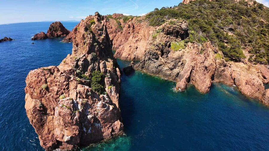 Fréjus: Estérel Calanques Speedboat Tour + Swim Stop - Leaving Port Fréjus for the Estérel coast
