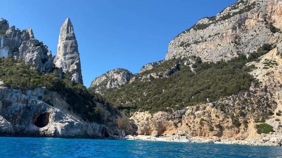 From Arbatax: RIB tour to Cala Mariolu and Cala Goloritzè - Picking the right departure time