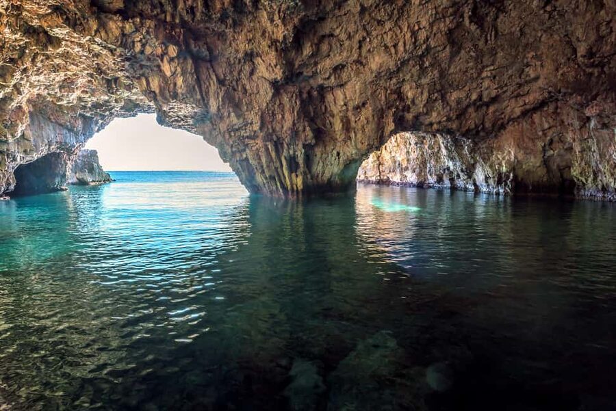 From Hvar: Blue Cave, Green Cave & 5 Islands Speedboat Tour - Palmižana closes the island-hopping loop