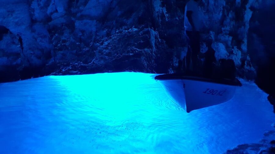 From Hvar: Vis Island and Blue Cave Speedboat Tour - Key points to know before booking