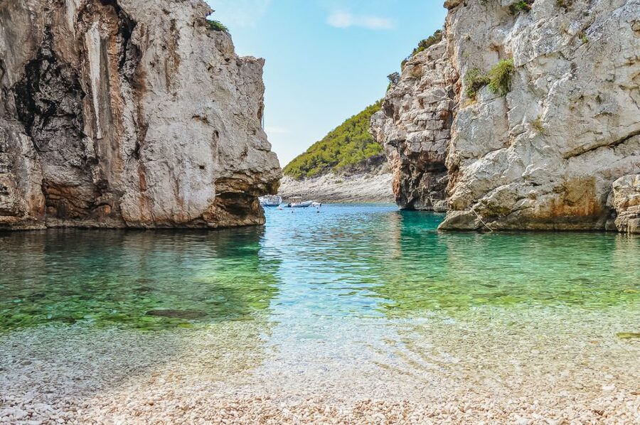 From Hvar: Vis Island and Blue Cave Speedboat Tour - Budikovac, Pritiscina, and the best time in the water
