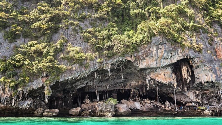 From Krabi: Phi Phi Early Bird & 4 Islands by Speedboat - Phi Leh Lagoon, snorkeling, and the Viking Cave view