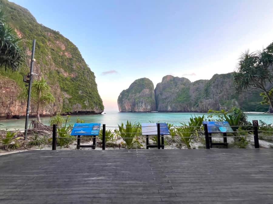 From Krabi: Phi Phi Early Bird & 4 Islands by Speedboat - Is $85 good value?