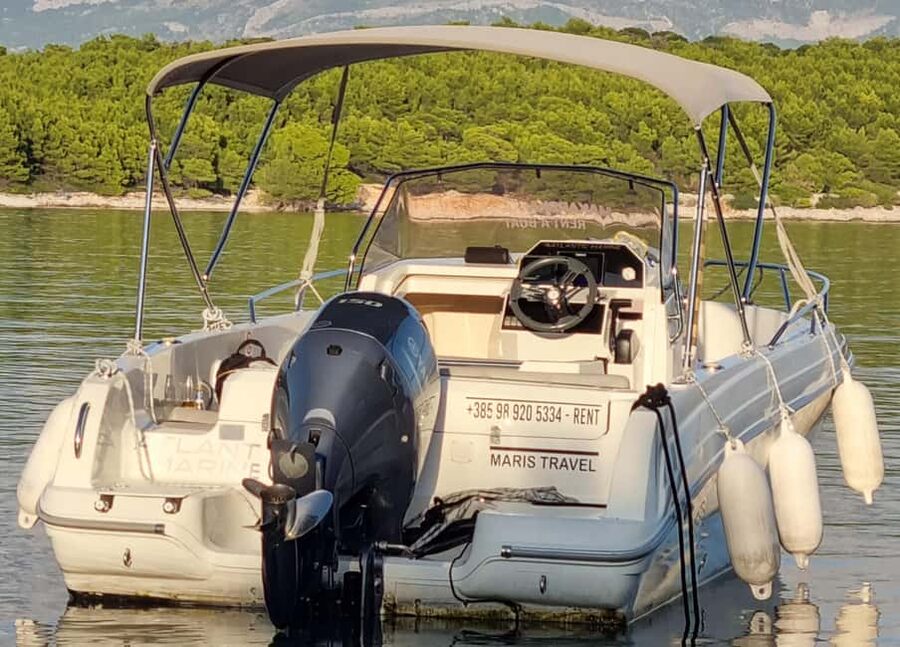 From Makarska: Full day private speed boat tour 3 islands - The final bay keeps the afternoon active