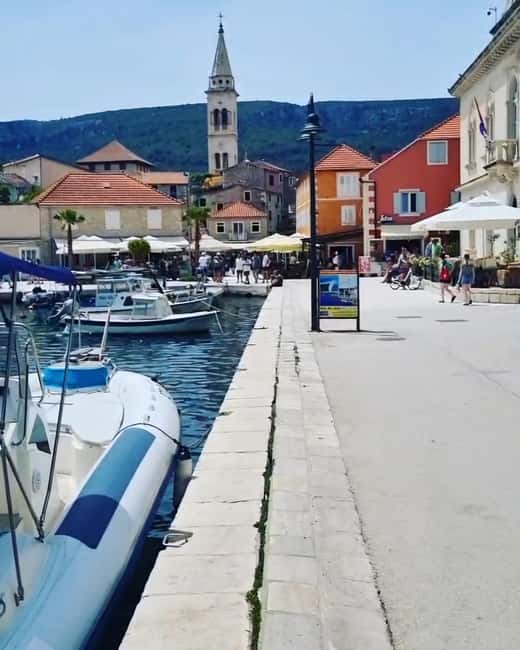 From Makarska: Full day private speed boat tour 3 islands - What the $349 group price really means