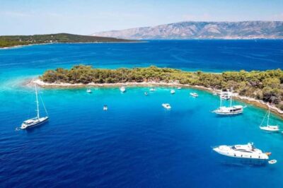 Hvar and Brač Island : Day Tour with speedboat