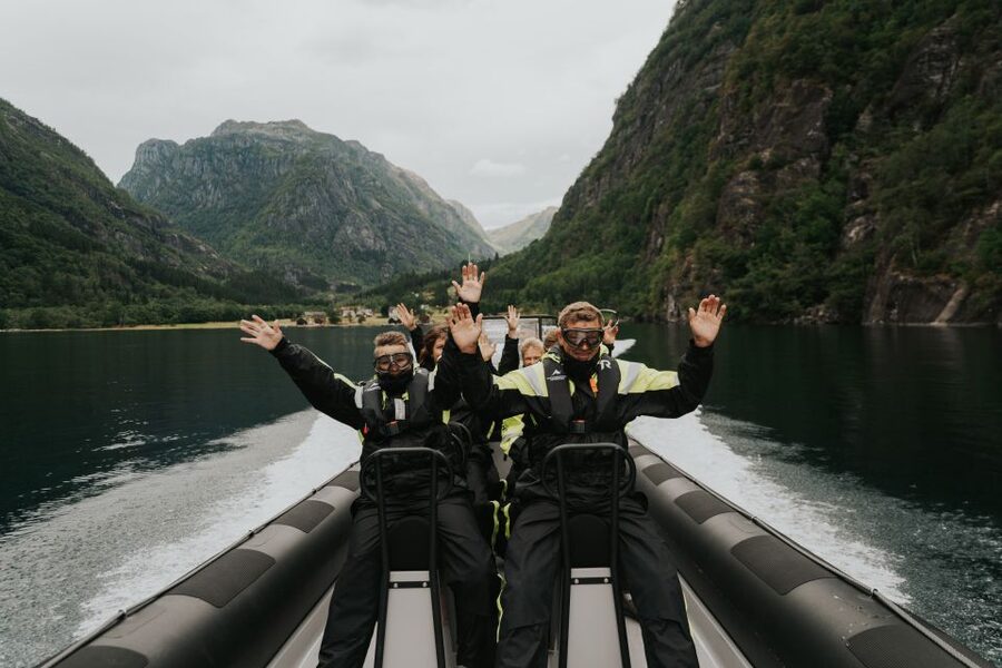 From Norheimsund: Hardangerfjord & Fyksesund RIB Fjord Tour - Turning into quiet Fyksesund