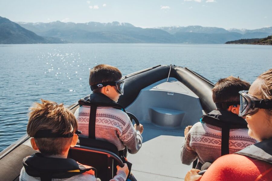 From Norheimsund: Hardangerfjord & Fyksesund RIB Fjord Tour - Waterfalls, photo stops, and the pace of the ride