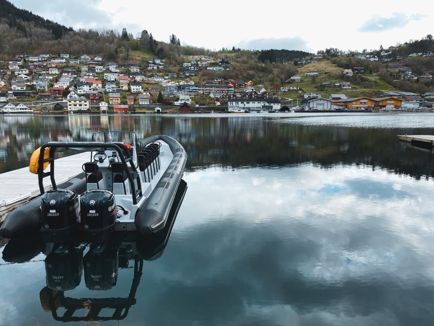 From Norheimsund: Hardangerfjord & Fyksesund RIB Fjord Tour - The first 25 minutes across Hardangerfjord