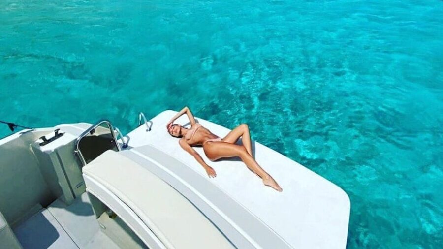 From Palau: Speedboat tour in La Maddalena Archipelago - How flexible is the route?