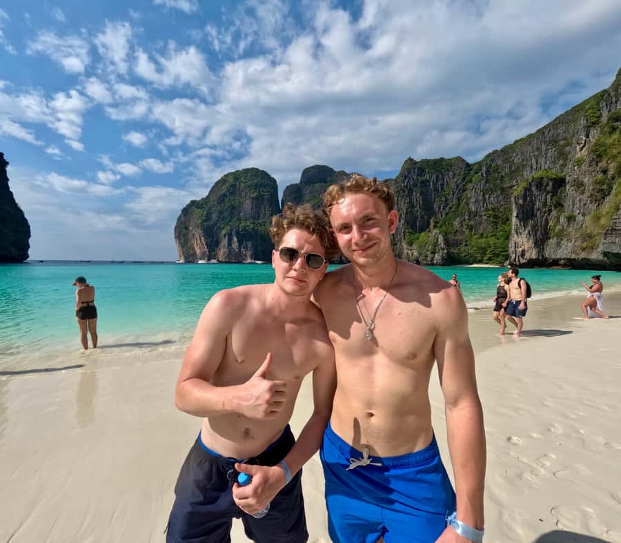 From Phi Phi Island: Maya Bay Sunset & Plankton by Speedboat - Boat comfort, group size, and guide style