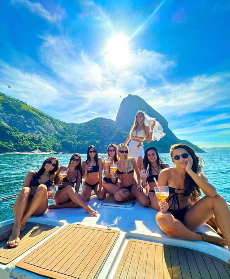 From Rio de Janeiro: Private Speedboat Tour - Leaving Marina da Glória for a new view of Rio