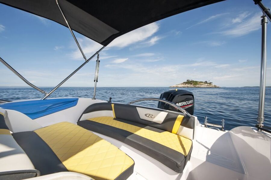 From Rovinj: Sea Caves & Sandy Levan Island Speedboat Tour - Levan Island and its sandy beach