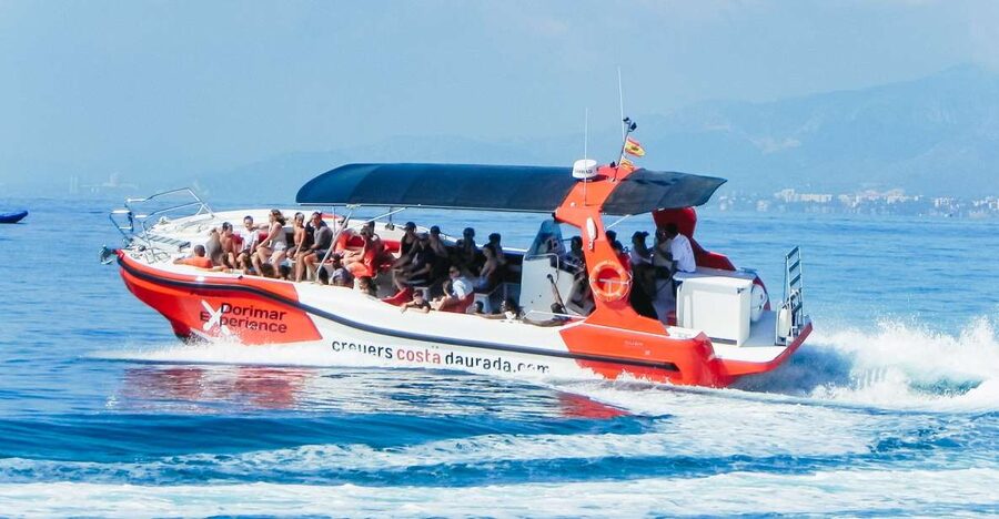 From Salou/Cambrils: Speedboat Tour - The fast section: waves, spins, and plenty of spray