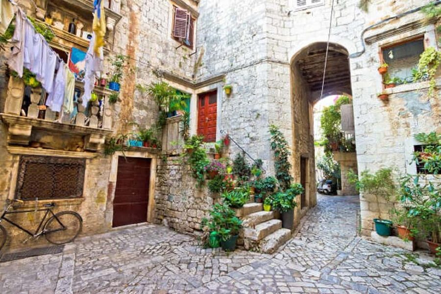 From Split: Blue Lagoon, Šolta, and Trogir Speedboat Tour - Key points at a glance