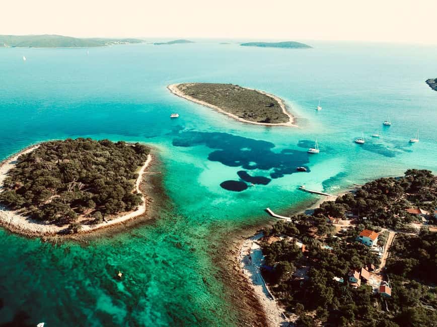 From Split: Half-day Trogir Tour & Speedboat to Blue Lagoon - Nečujam Bay and the snorkeling stop