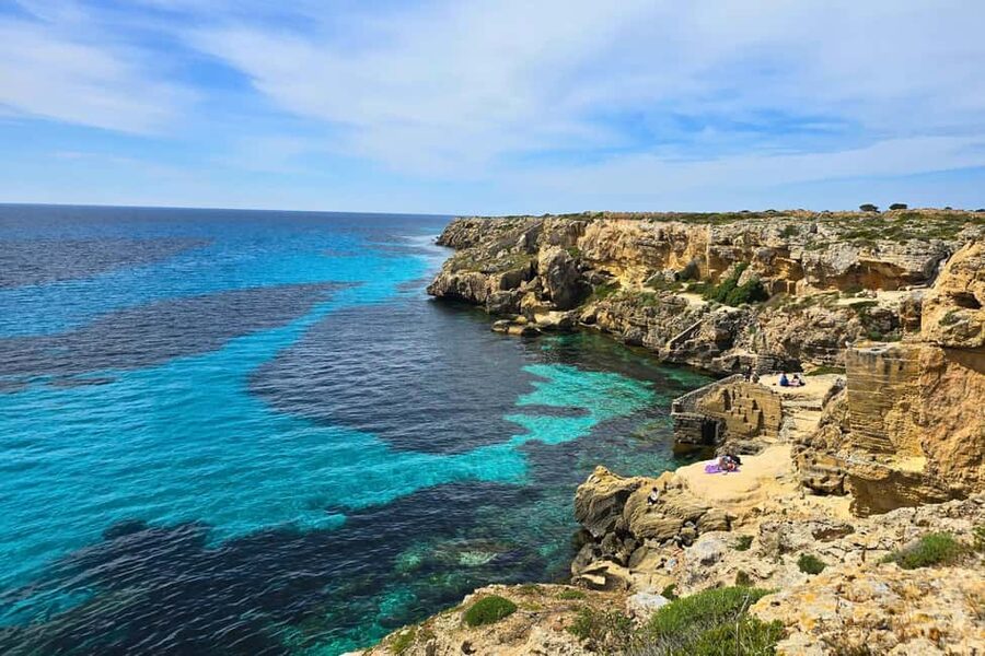 From Trapani: Egadi Islands Tour by RIB to Favignana and Levanzo with Lunch - Lunch in Favignana gives the day a local pause
