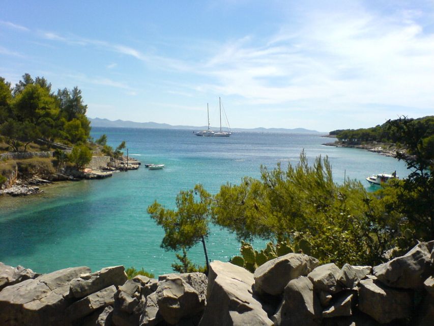 From Trogir or Split: Private Speedboat Tour to Brac Island - Stopping at Brac’s quieter bays