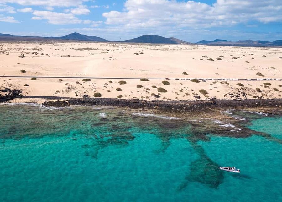 Fuerteventura: Lobos Island Round-Trip Speedboat Ticket - Why the Corralejo to Lobos speedboat works so well