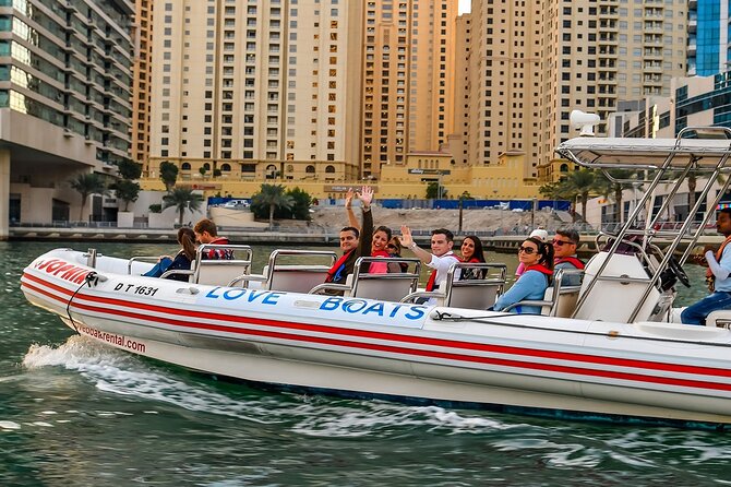 Full-Day Guided Speedboat Tour in Dubai - What this Dubai speedboat tour is really like