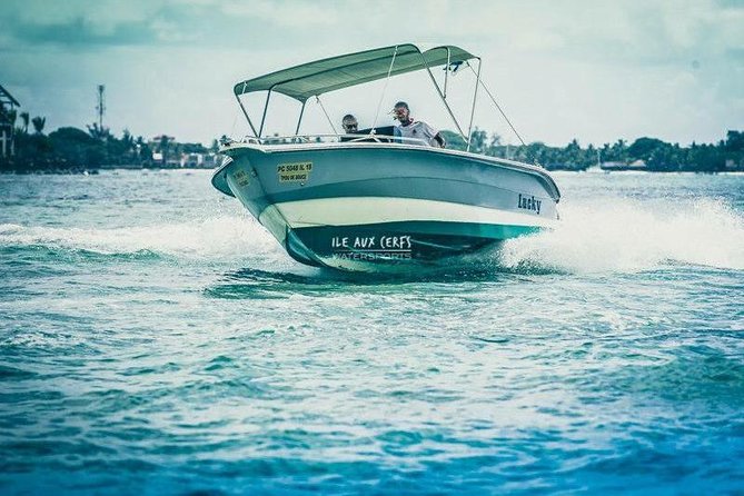Full Day Ile aux Cerfs Speedboat Trip With Hotel Transfers (Private or Shared) - Shared or private: which version makes sense?