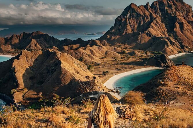Full Day Komodo Tour With Hey Bali Info Visit 6 Spot - Pink Beach: pretty water, changing color