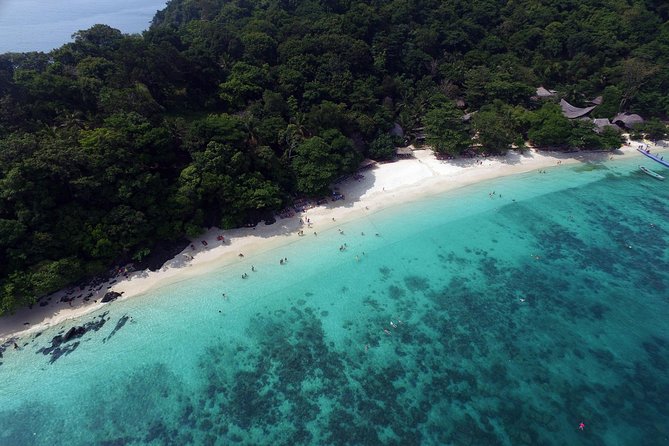 Full-Day Private Phi Phi Islands Speedboat Charter - Lunch is more comfortable than a boat picnic
